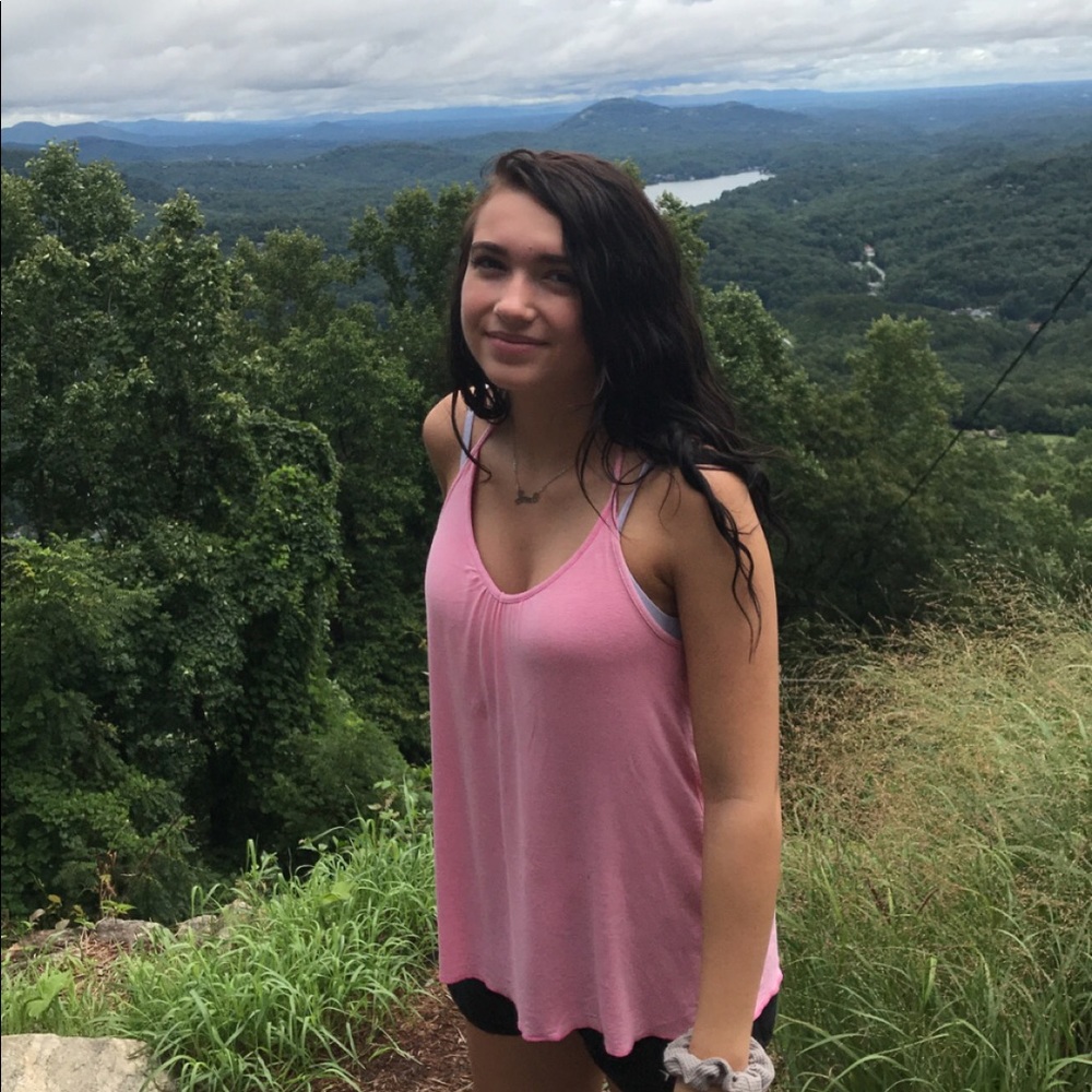 Meet your Posher, Jessica